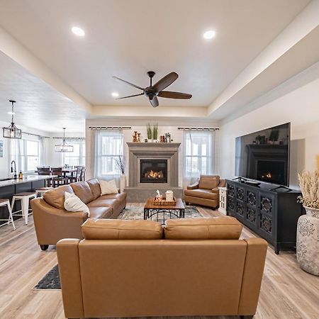 Teton Valley Getaway With Private Deck And Hot Tub! Ashton Exterior photo